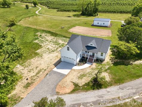 72 Canary Lane Hendersonville NC 28792