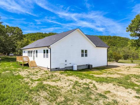 72 Canary Lane Hendersonville NC 28792