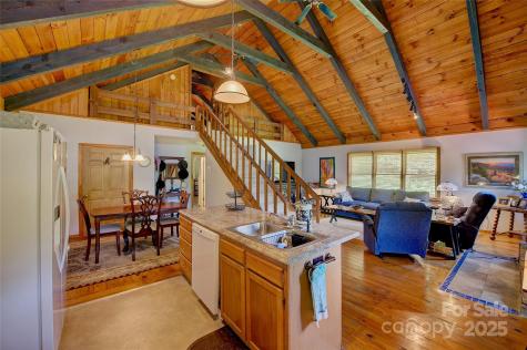53 Chestnut Ridge Road Spruce Pine NC 28777
