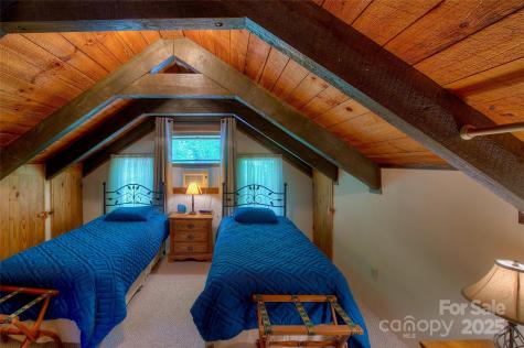 53 Chestnut Ridge Road Spruce Pine NC 28777