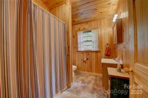 53 Chestnut Ridge Road Spruce Pine NC 28777