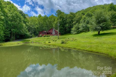53 Chestnut Ridge Road Spruce Pine NC 28777