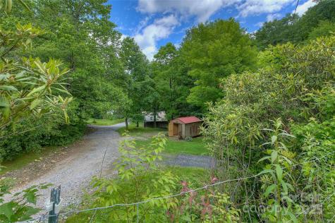 53 Chestnut Ridge Road Spruce Pine NC 28777