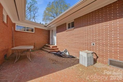 160 Glendale Avenue SE Concord NC 28025