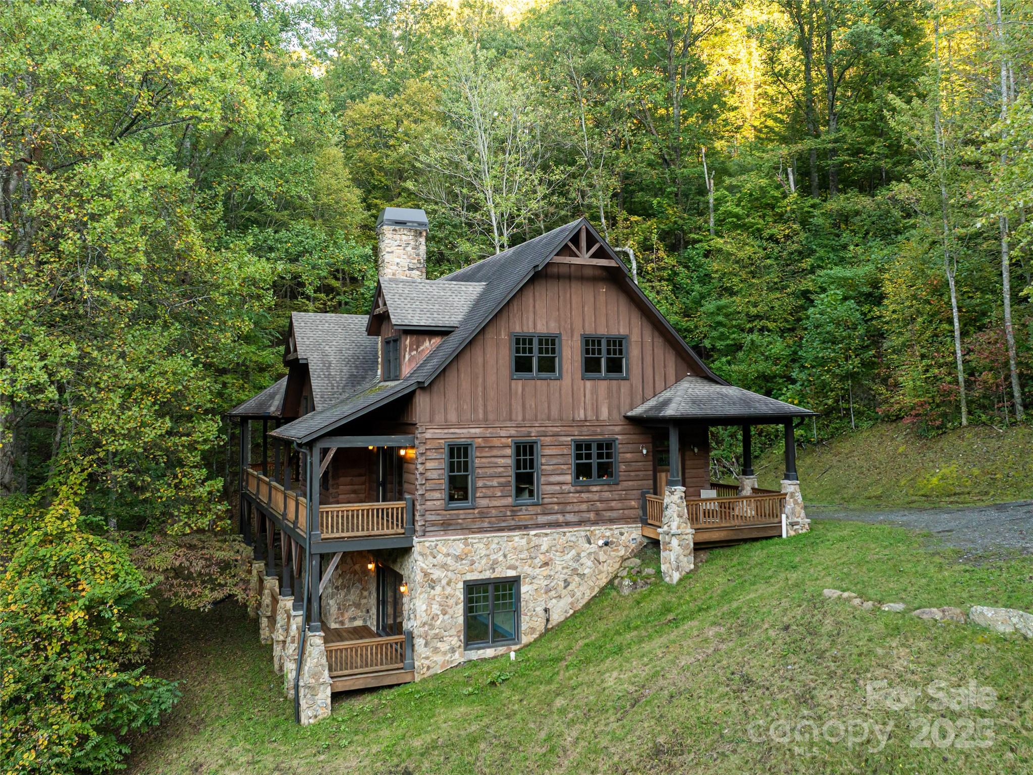 635 Whisper Mountain Drive Leicester NC 28748