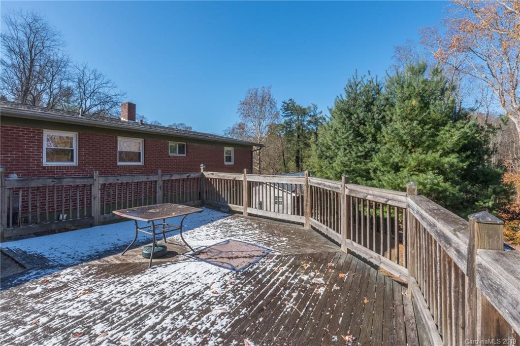 25 Tanglewood Drive Asheville NC 28806