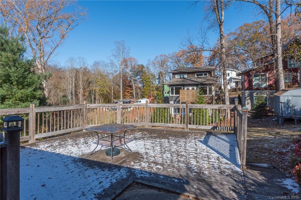 25 Tanglewood Drive Asheville NC 28806