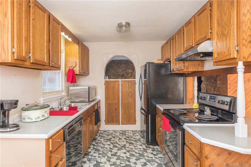 25 Tanglewood Drive Asheville NC 28806
