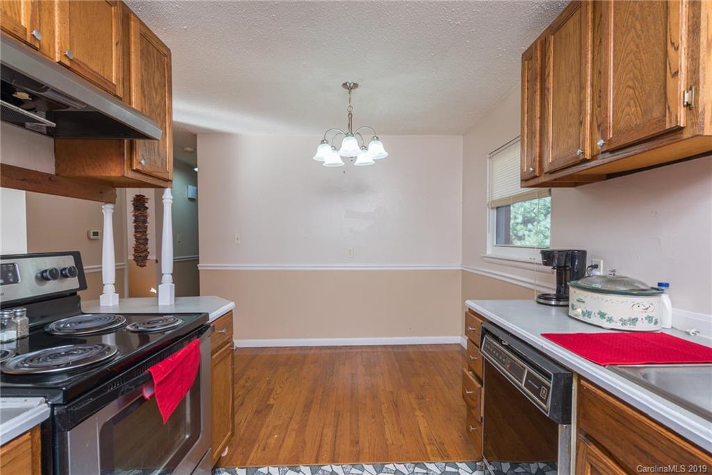 25 Tanglewood Drive Asheville NC 28806