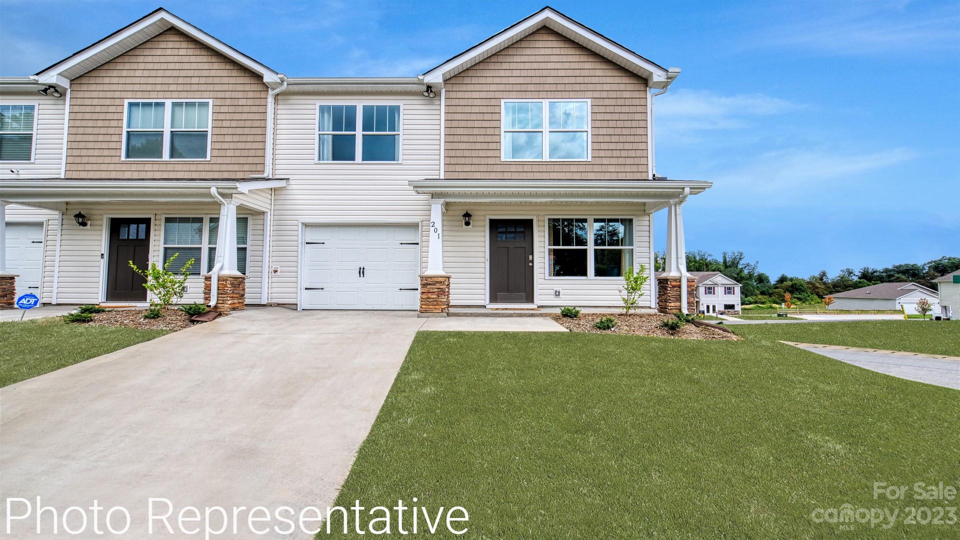 16 Virginia Commons Drive Arden NC 28704