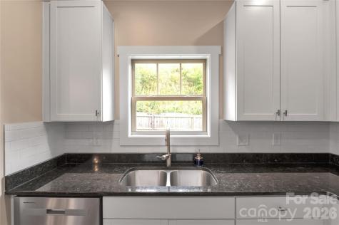 27 Mann Lane Fletcher NC 28732