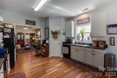 27 Chowan Drive Fletcher NC 28732
