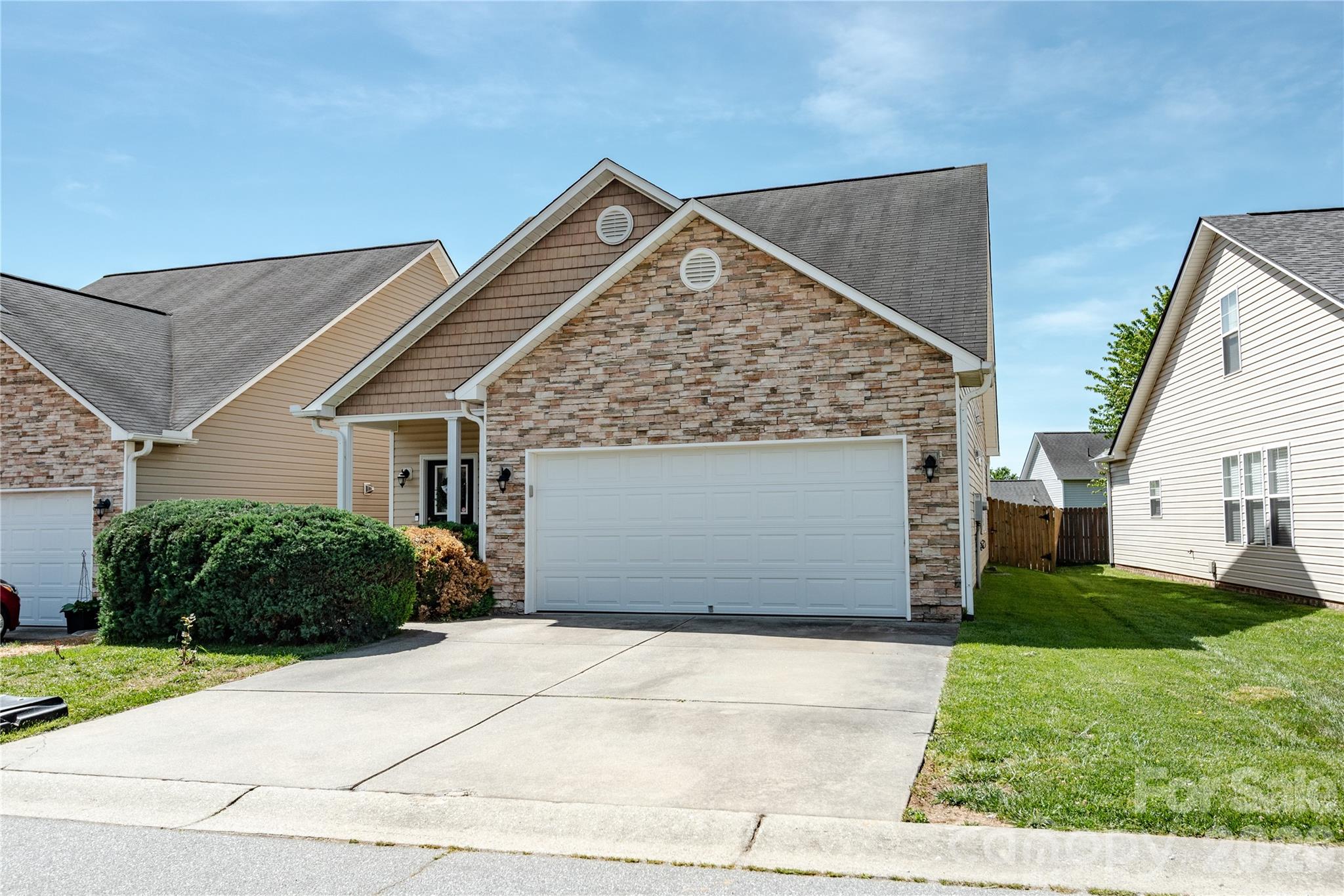 27 Chowan Drive Fletcher NC 28732