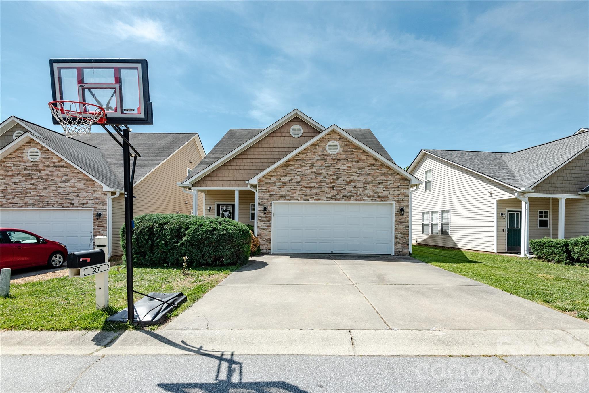 27 Chowan Drive Fletcher NC 28732