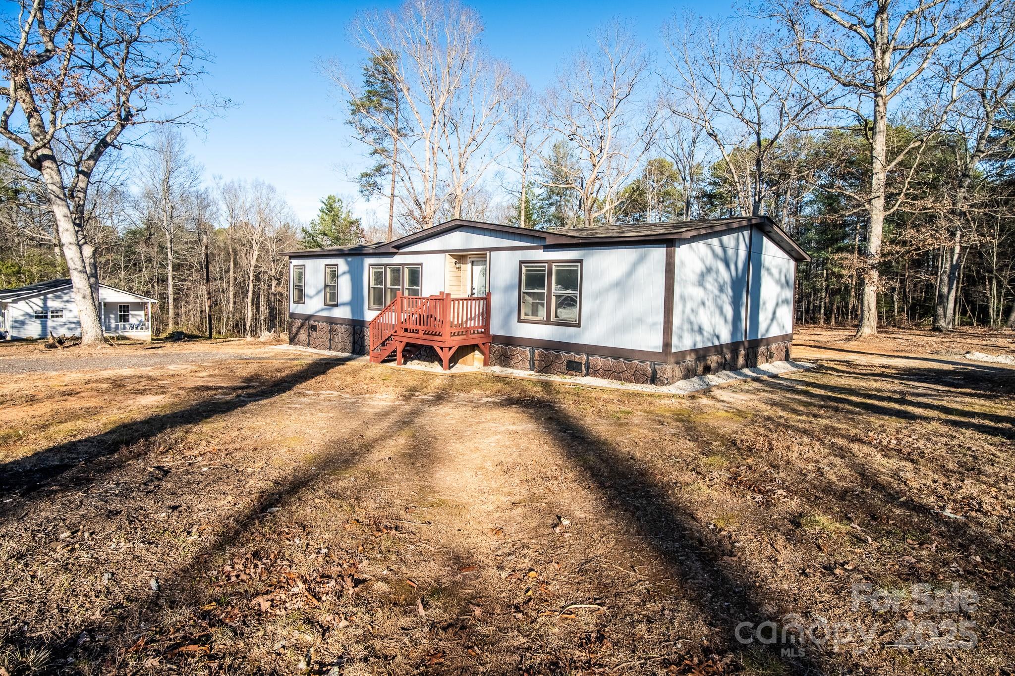 50 N Duncan Hill Lane Taylorsville NC 28681