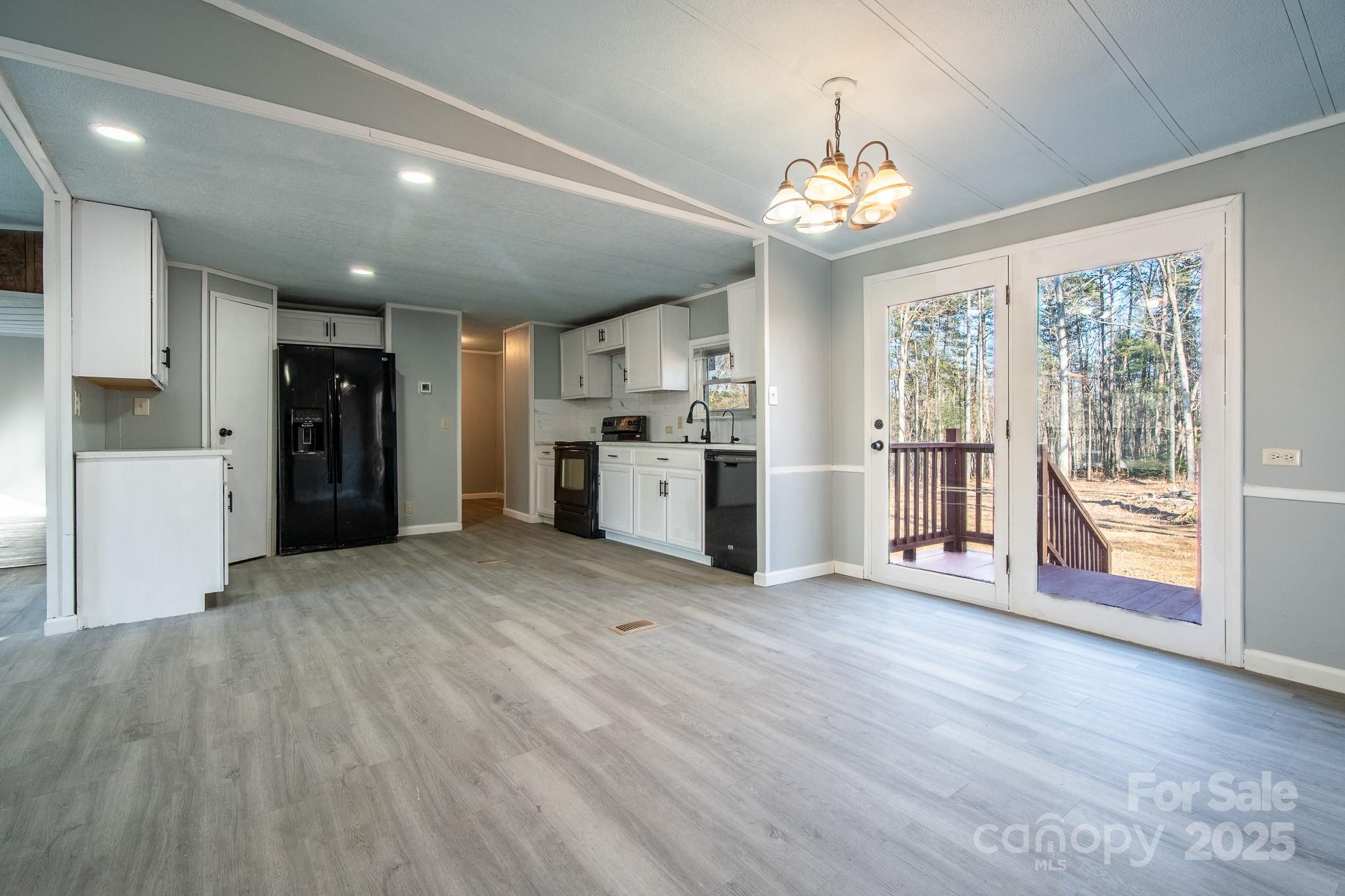 50 N Duncan Hill Lane Taylorsville NC 28681