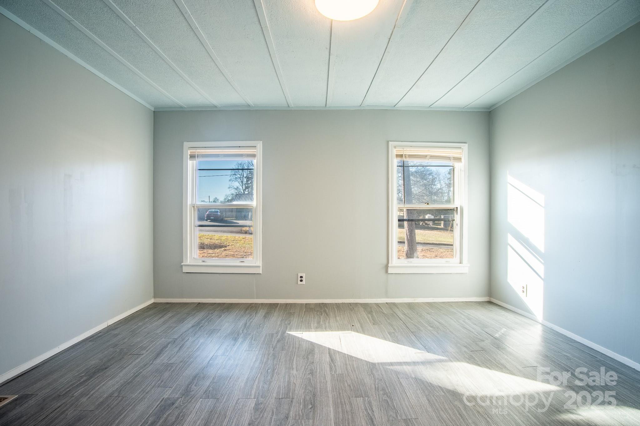 50 N Duncan Hill Lane Taylorsville NC 28681
