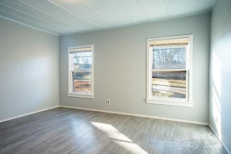 50 N Duncan Hill Lane Taylorsville NC 28681