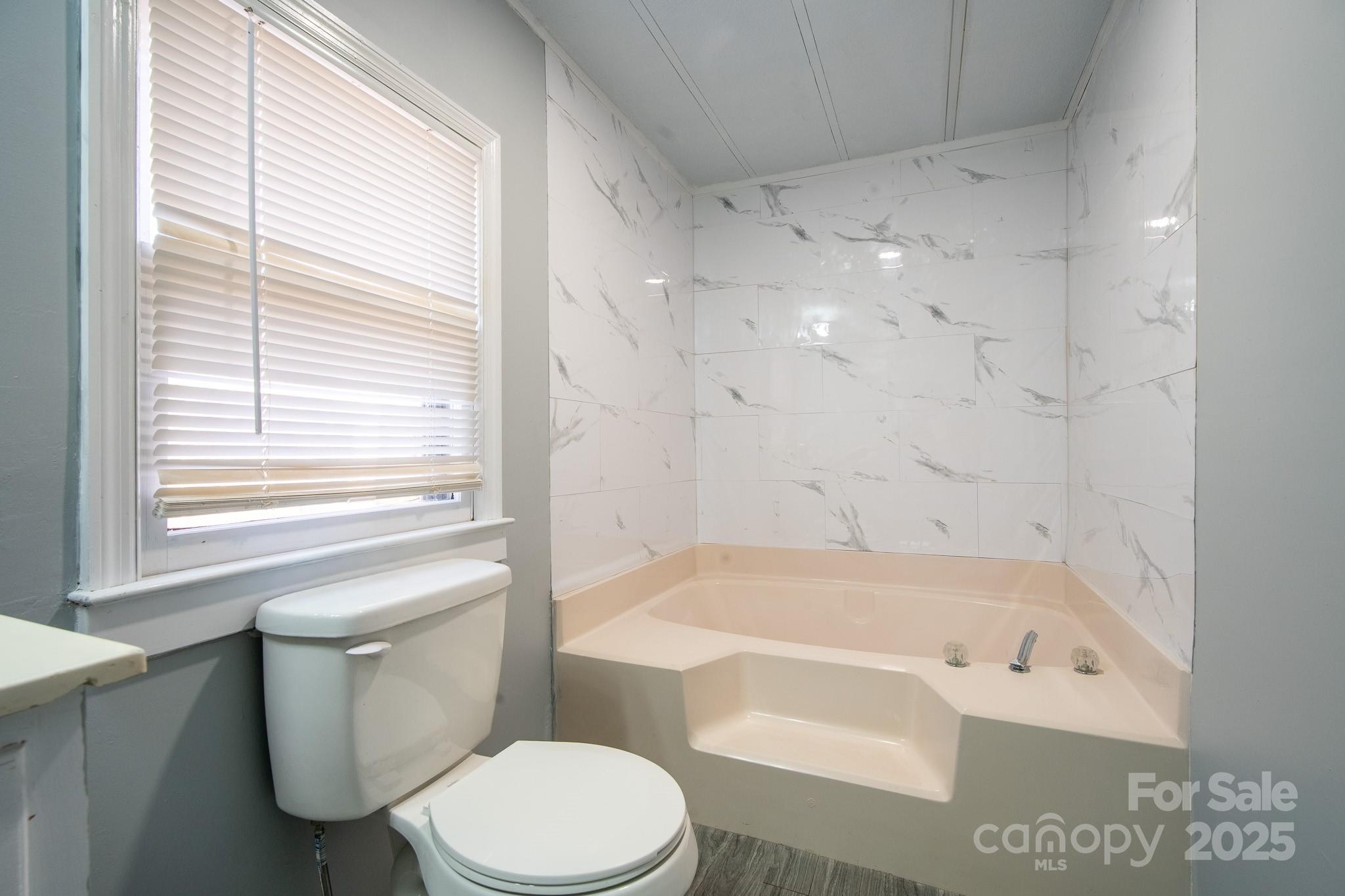 50 N Duncan Hill Lane Taylorsville NC 28681