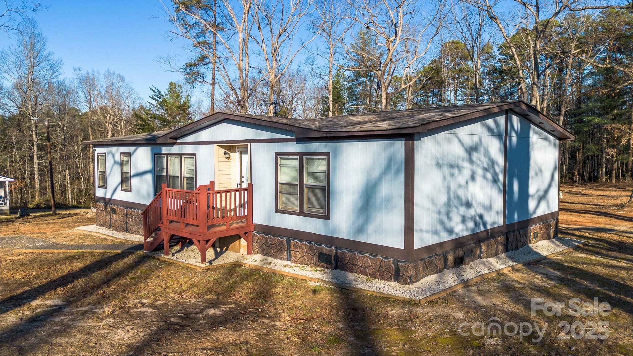 50 N Duncan Hill Lane Taylorsville NC 28681