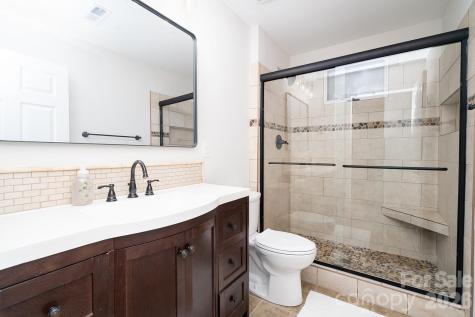 1617 Home Place Matthews NC 28105