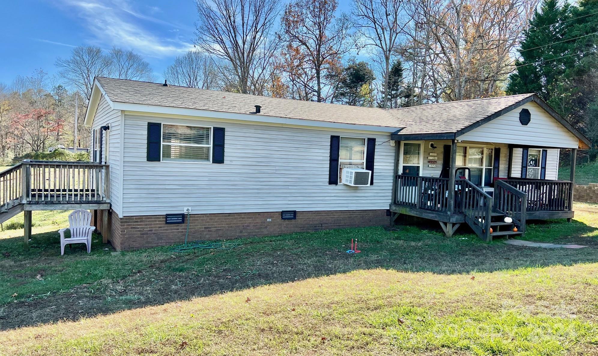 940 Devil Track Road Taylorsville NC 28681