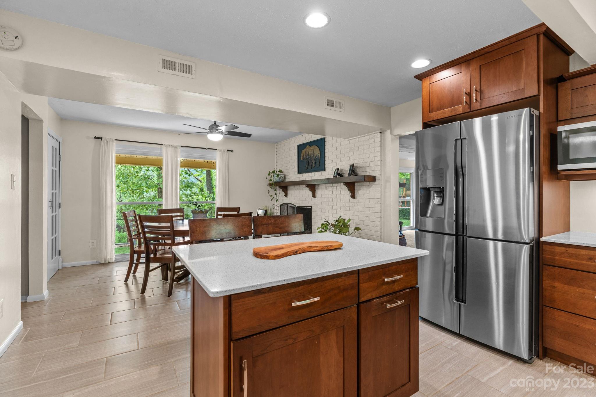 13 Rolling View Drive Asheville NC 28805