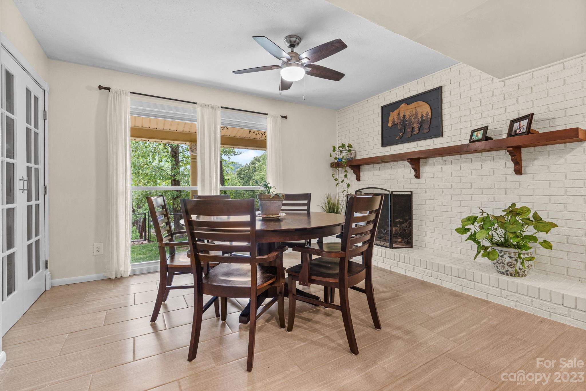 13 Rolling View Drive Asheville NC 28805