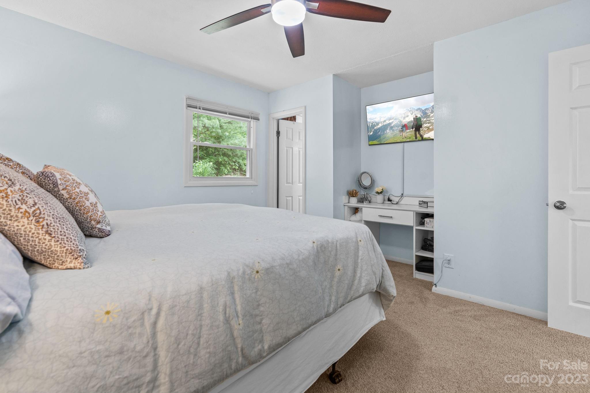 13 Rolling View Drive Asheville NC 28805