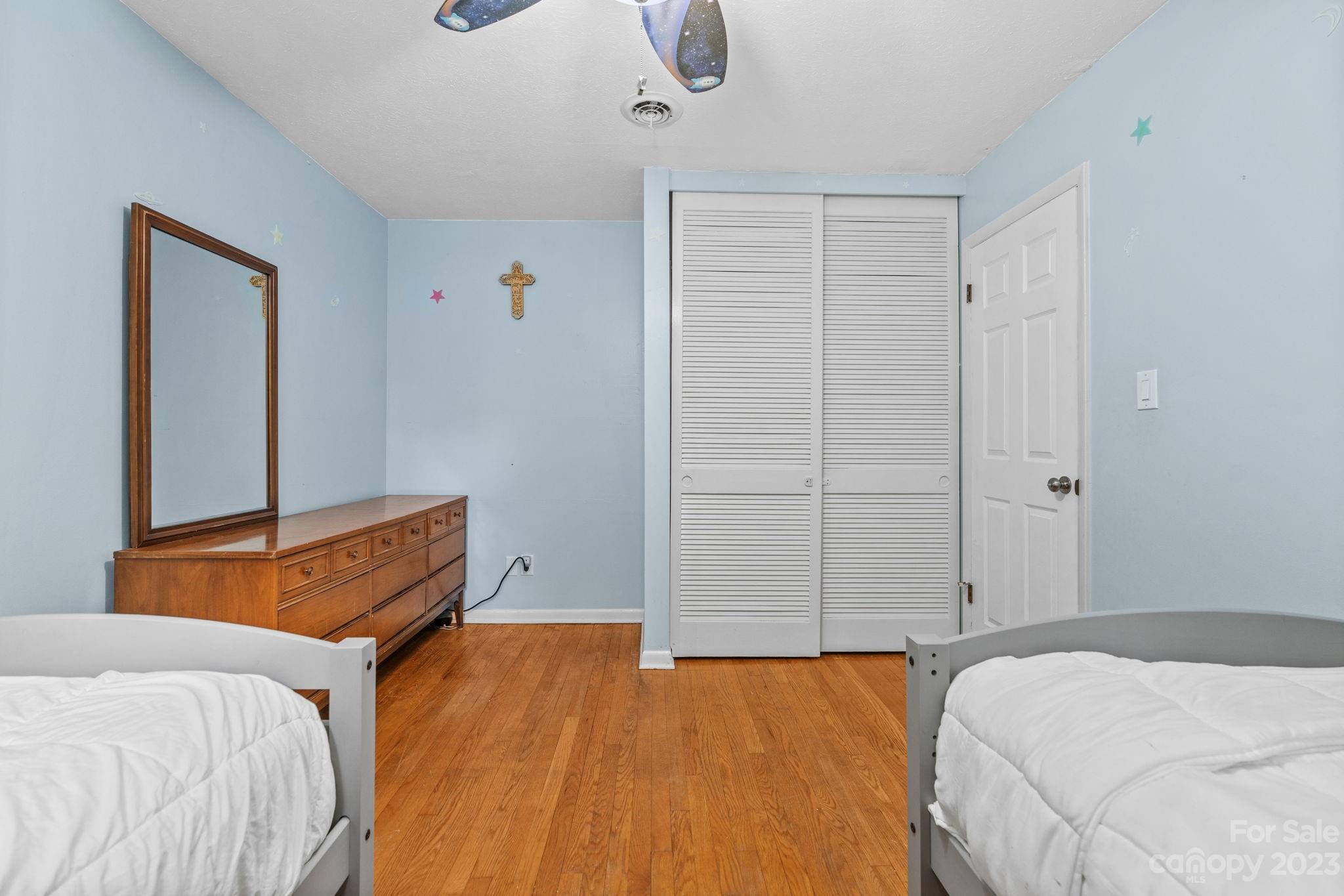 13 Rolling View Drive Asheville NC 28805