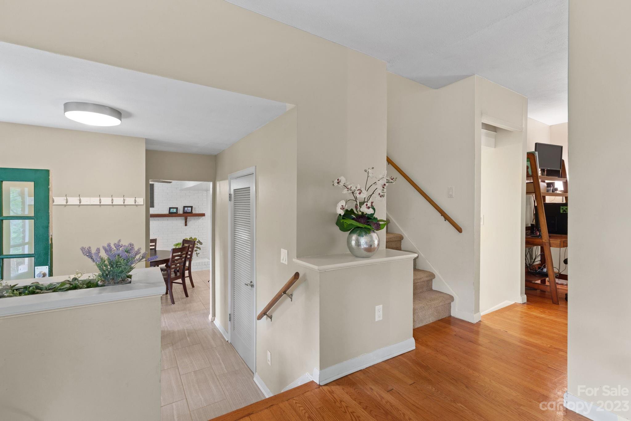 13 Rolling View Drive Asheville NC 28805