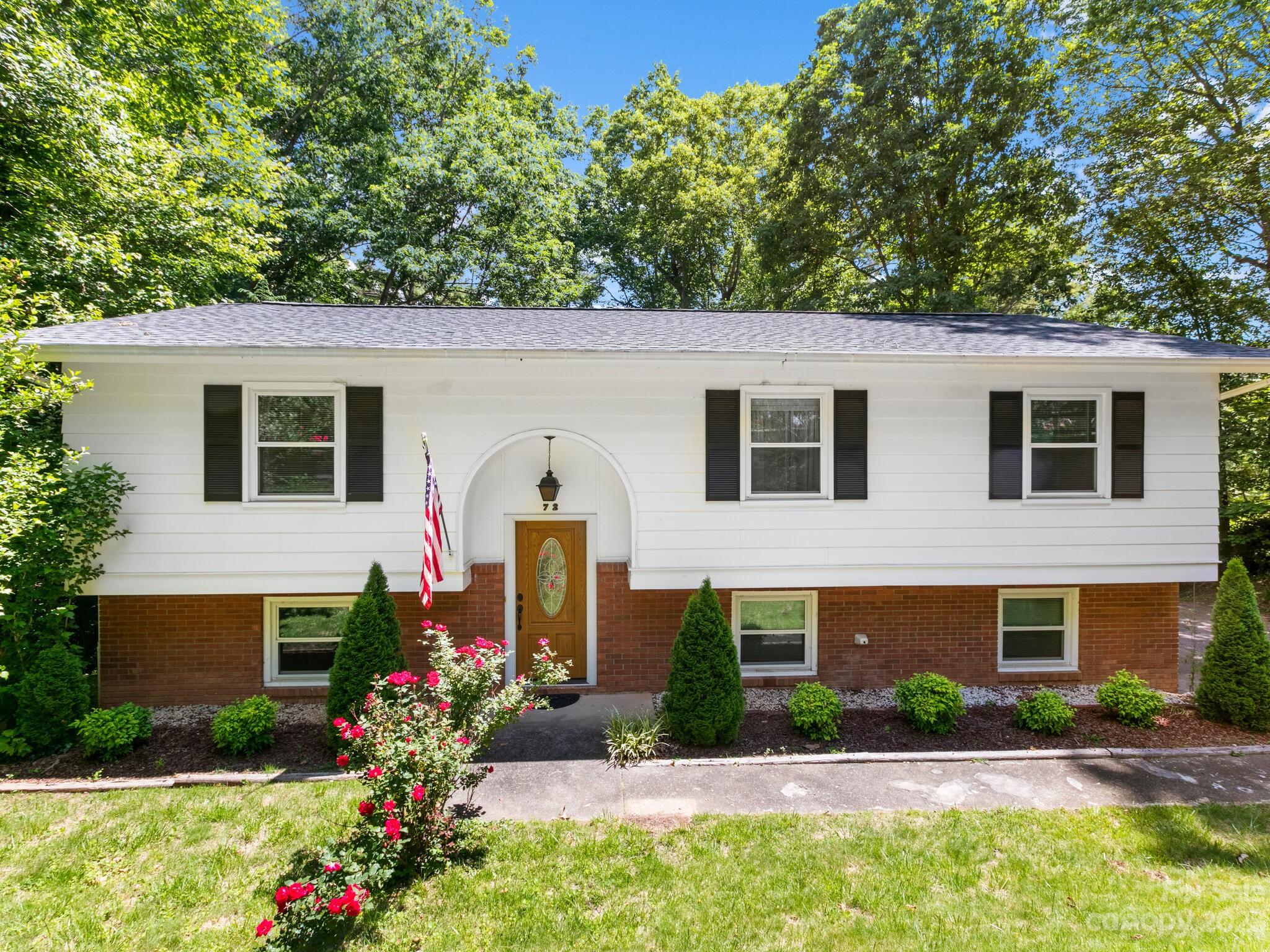 72 Botany Drive Asheville NC 28805