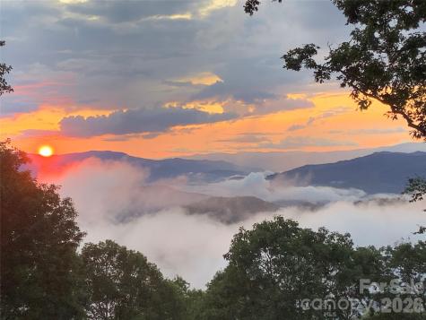 2223 Scarlet Ridge Sylva NC 28779