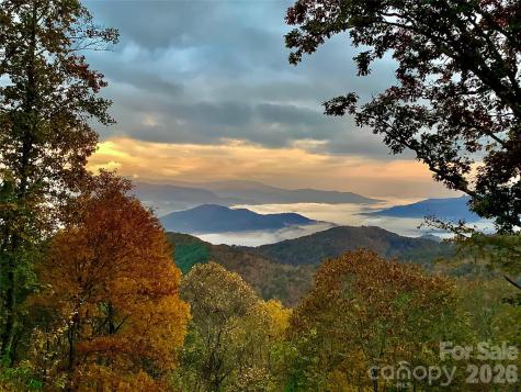 2223 Scarlet Ridge Sylva NC 28779