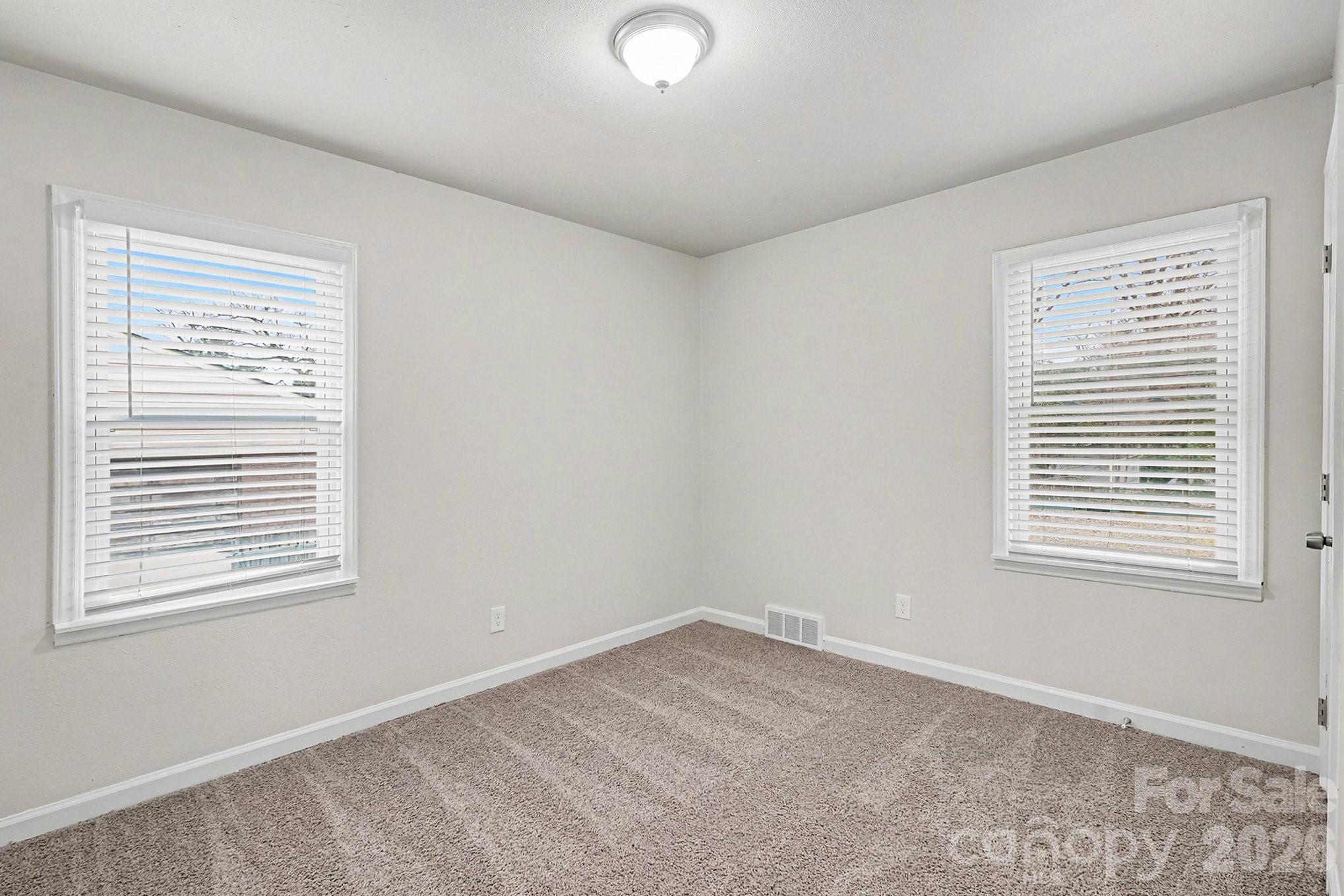 3431 Shamrock Drive Charlotte NC 28215