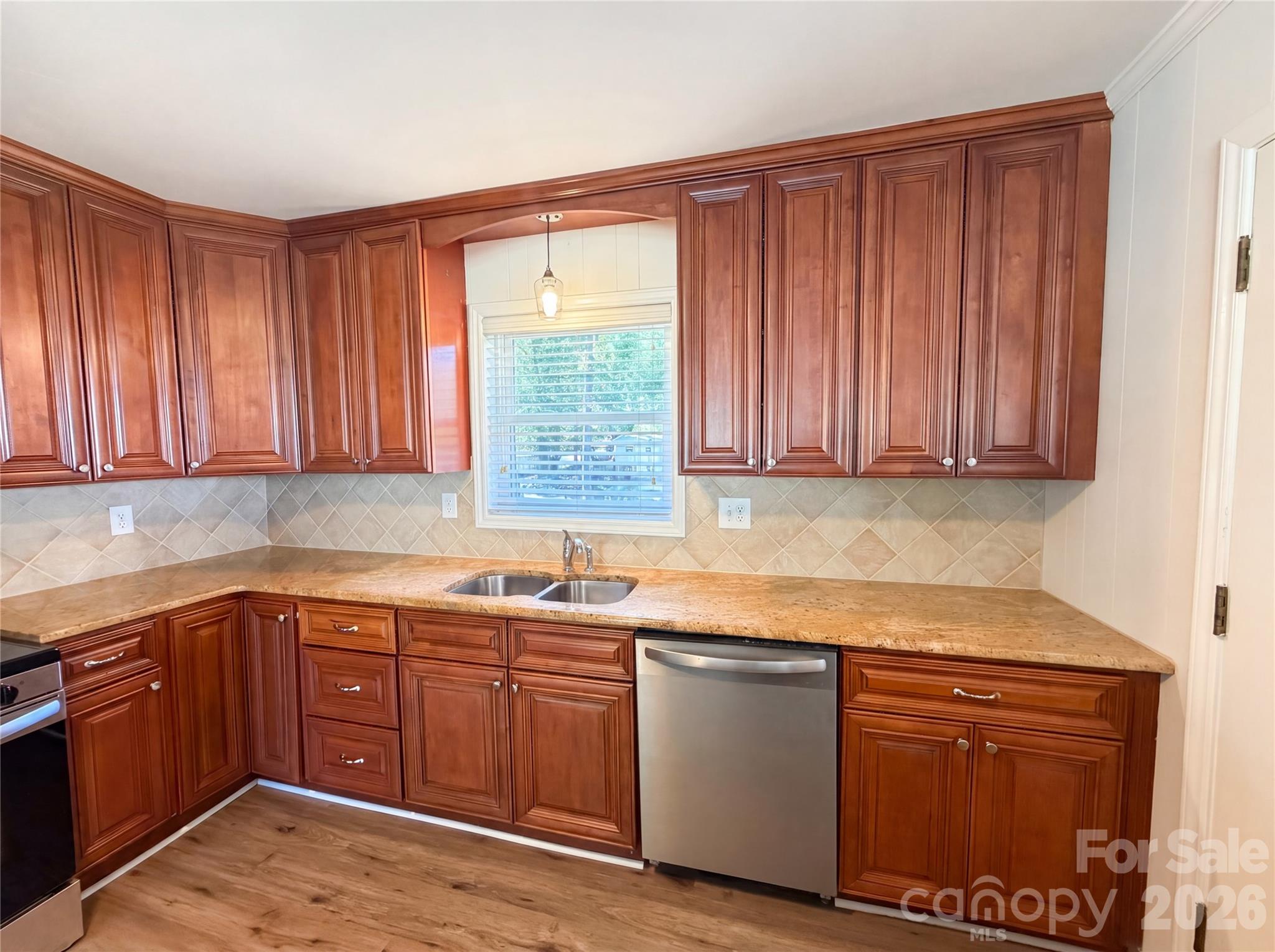 2431 Lynn Drive Gastonia NC 28054