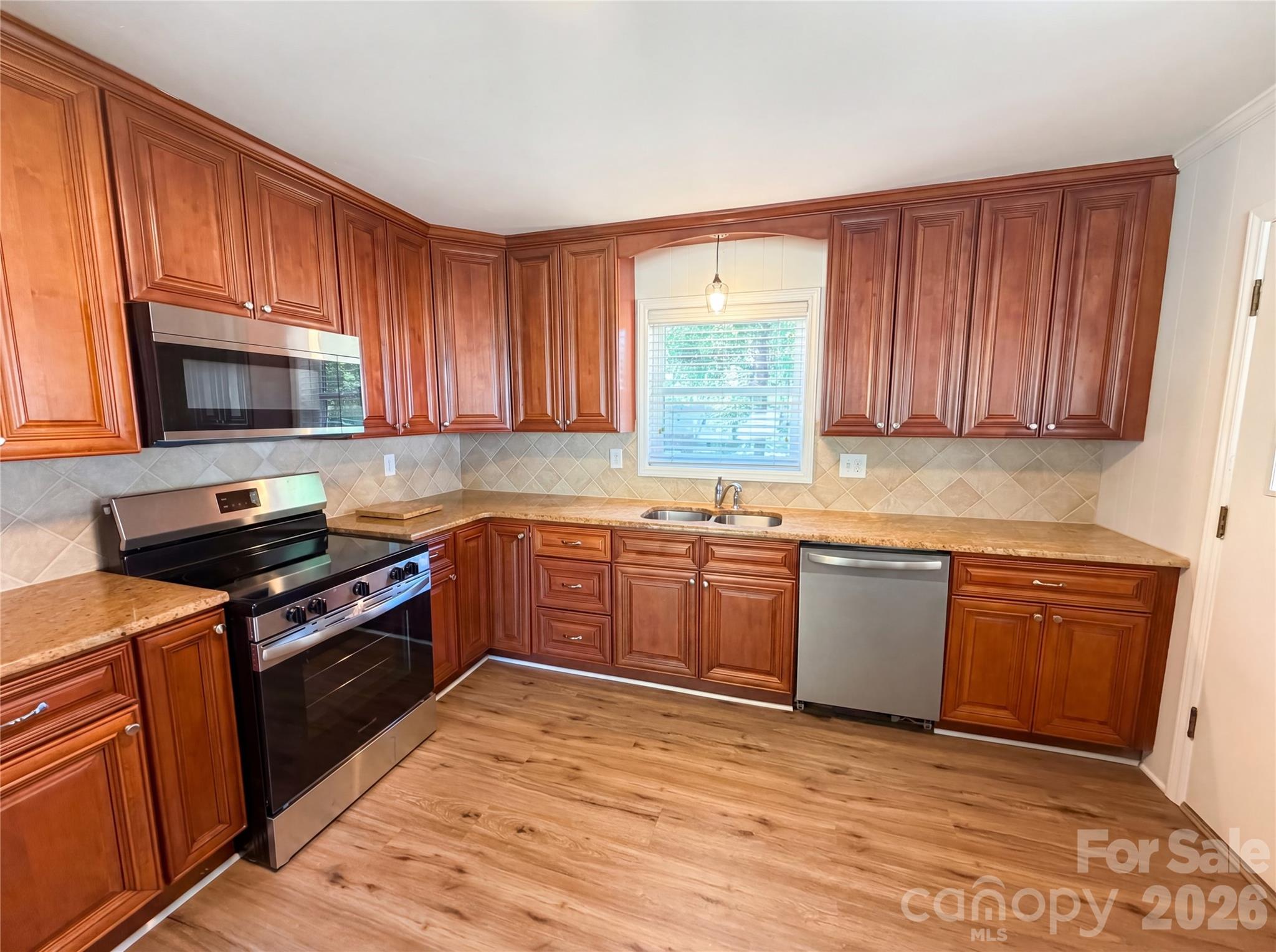 2431 Lynn Drive Gastonia NC 28054