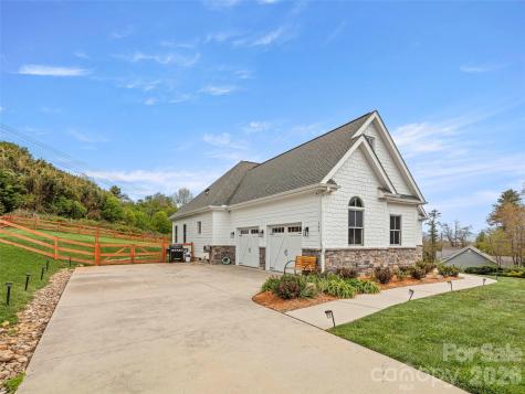 127 Rockbridge Road Mills River NC 28759