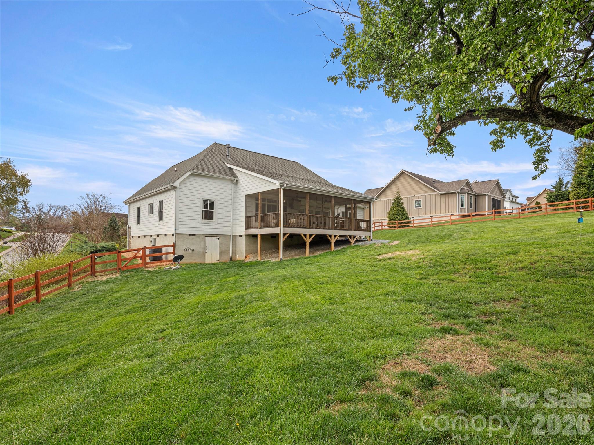 127 Rockbridge Road Mills River NC 28759