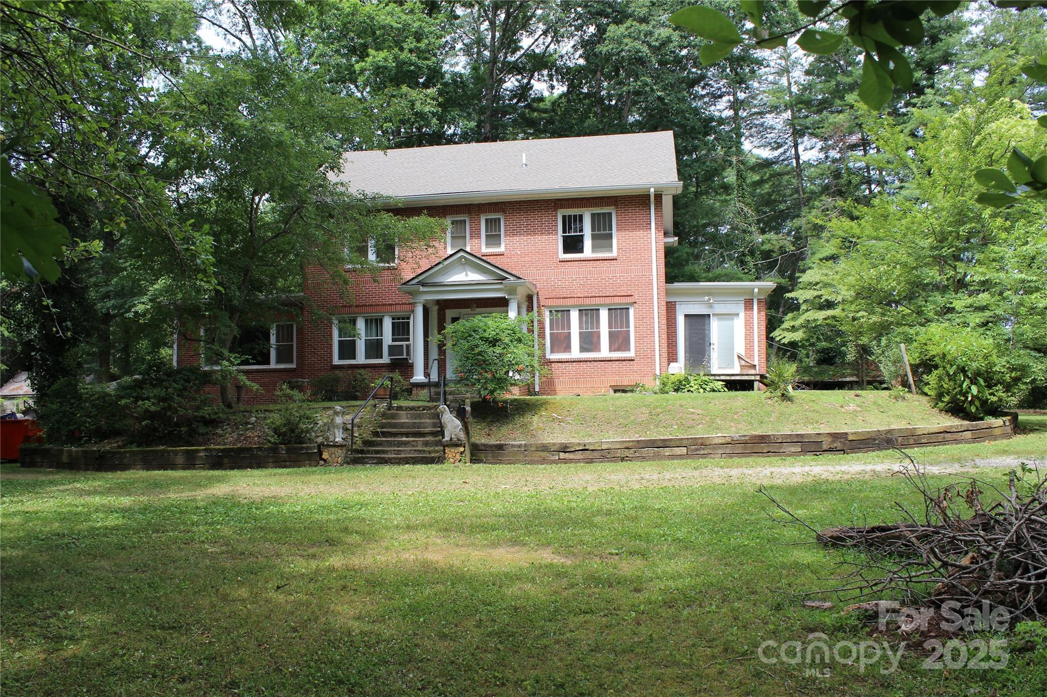 158 School House Road Mills River NC 28759