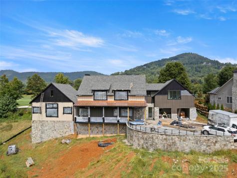 6 Walnut Valley Parkway Arden NC 28704