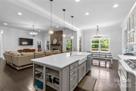 173 S South Shore Drive Belmont NC 28012