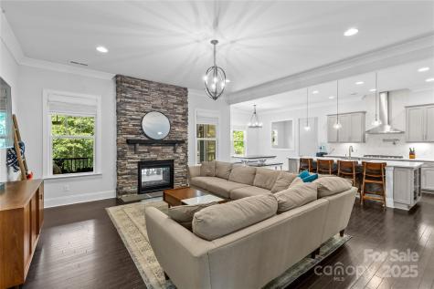 173 S South Shore Drive Belmont NC 28012