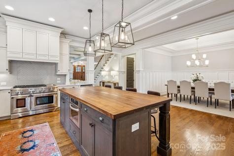 2221 Kenmore Avenue Charlotte NC 28204