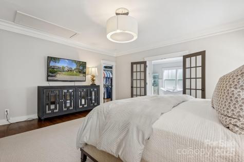 2221 Kenmore Avenue Charlotte NC 28204