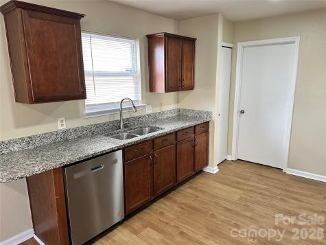3042 Meadow Knoll Drive Charlotte NC 28269