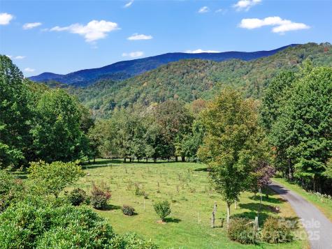 1992 Green Creek Road Bakersville NC 28705