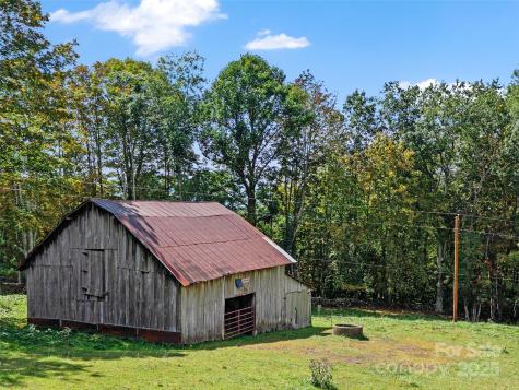 1992 Green Creek Road Bakersville NC 28705