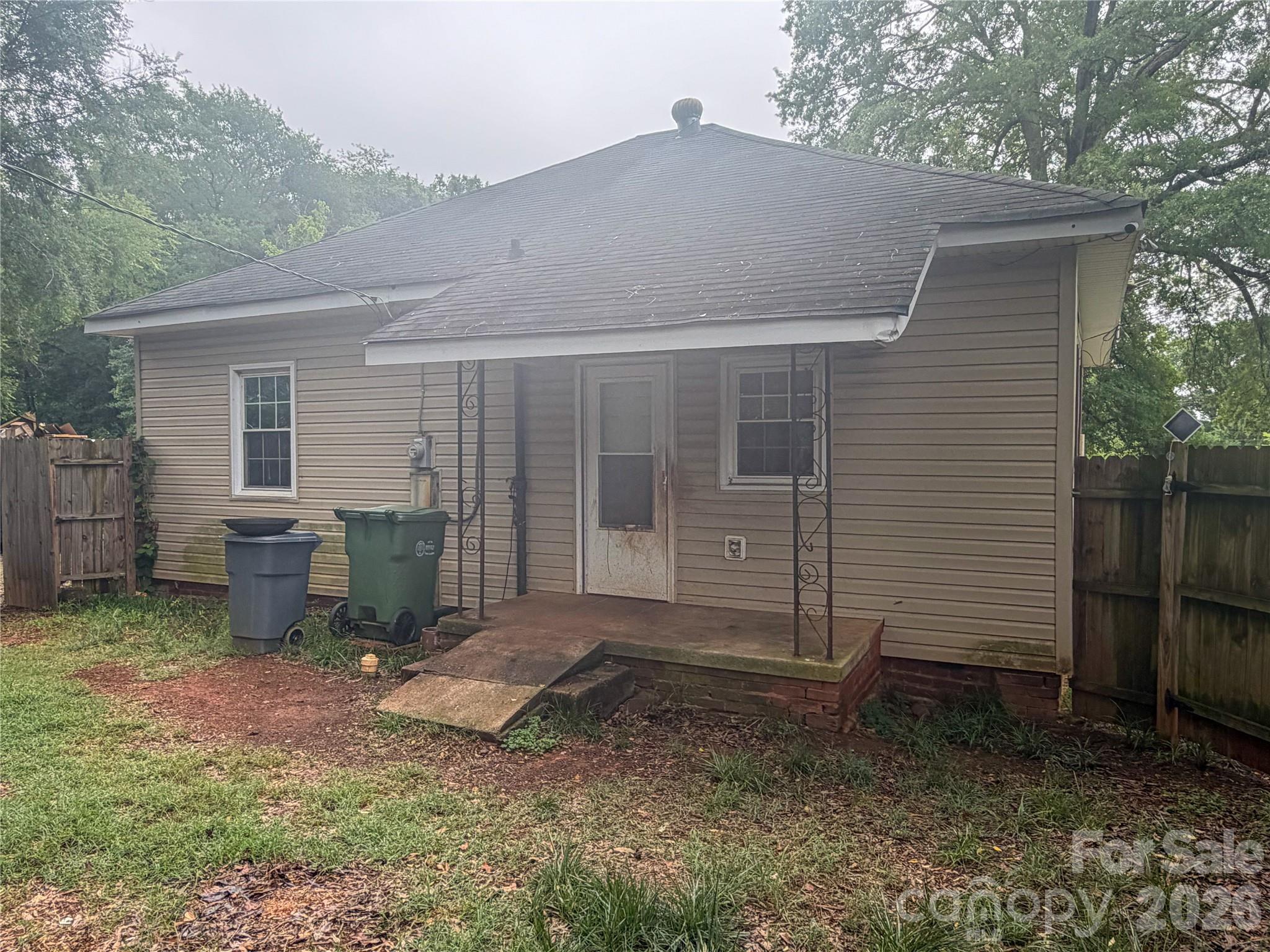 204 Madora Street Mount Holly NC 28120