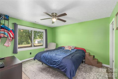 20 Lionel Place Asheville NC 28806